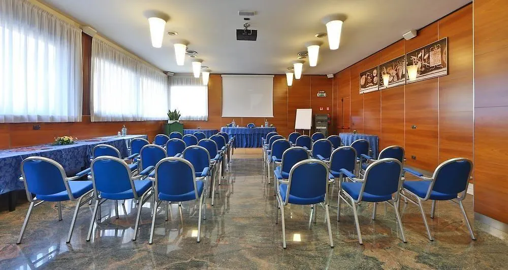 Best Western Albergo Roma Castelfranco Veneto Szálloda